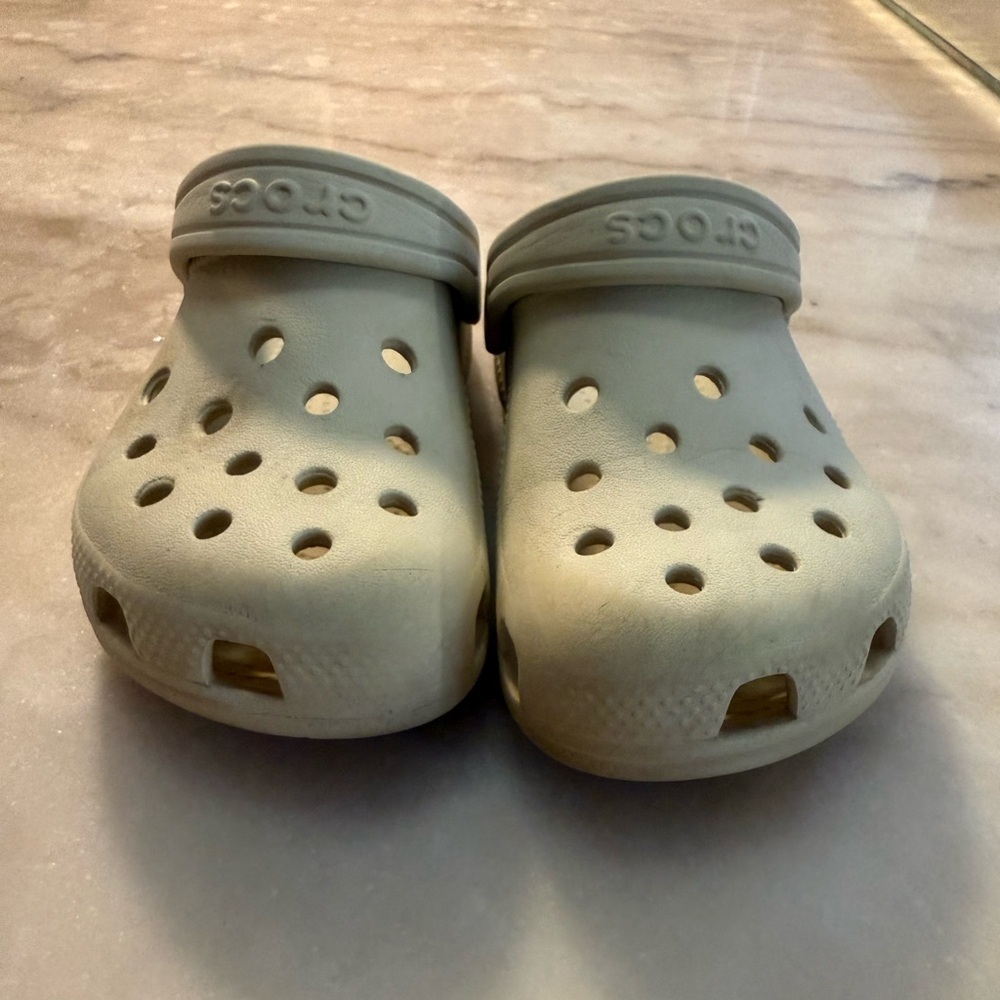 Crocs Kids Classic Clog Frappé C-13 - Picture 2 of 8
